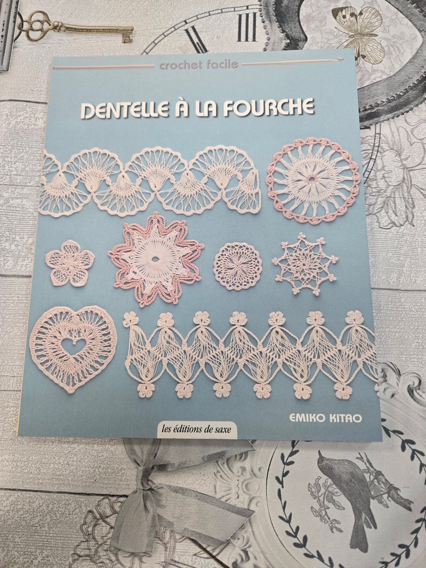Dentelle à la fourche