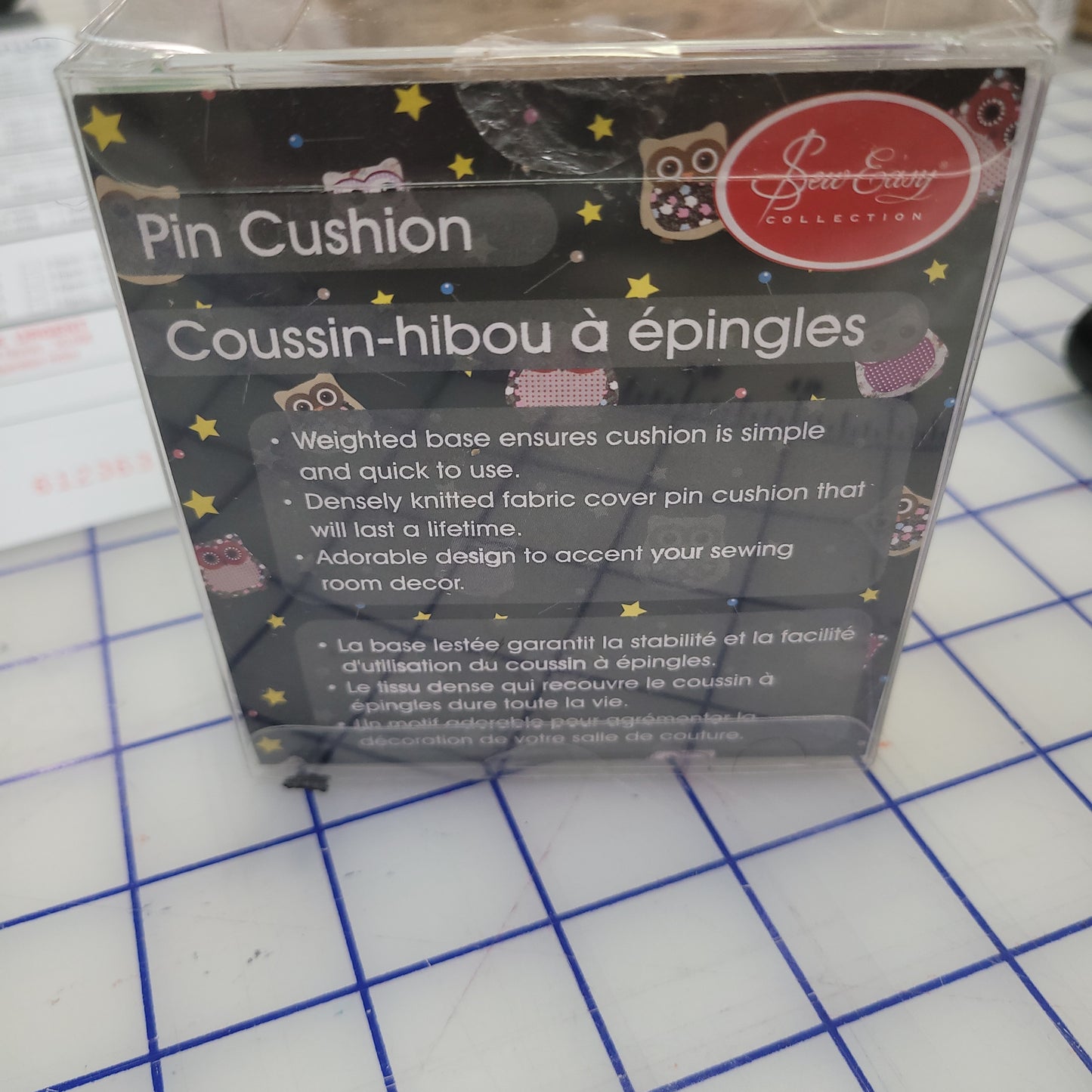 Owl push cushion coussin a ÉPLINGLE