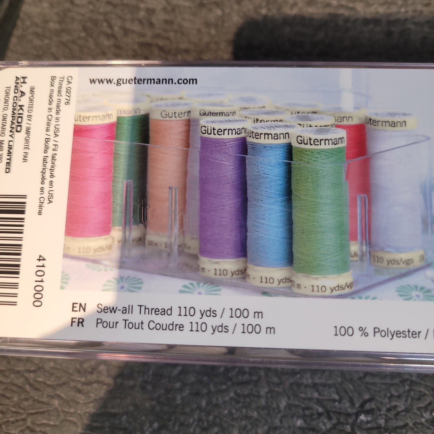 GÜTERMANN 26 pc Sew-All 100m Thread Set Acrylic Box (Assorted Colours)