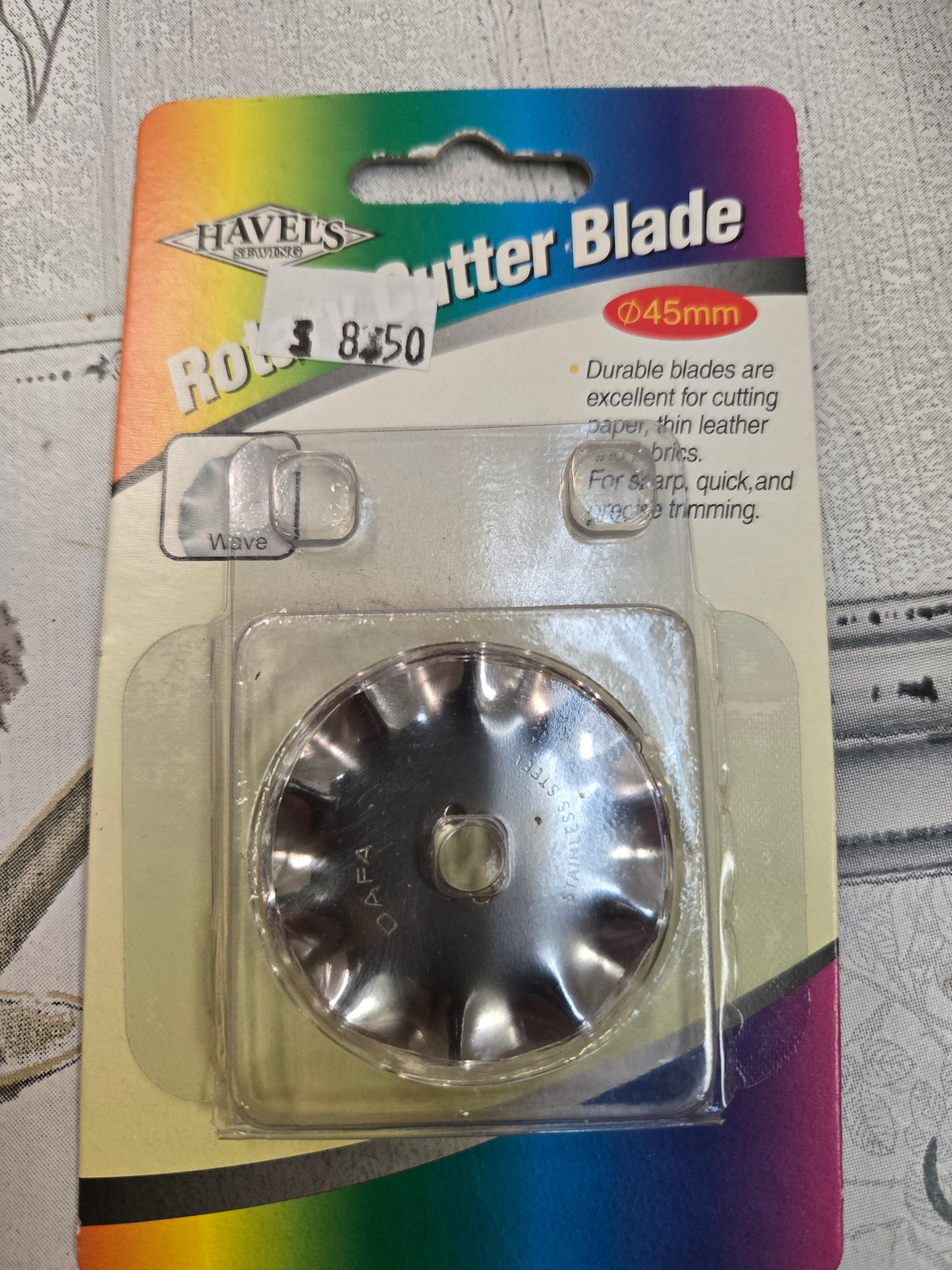 Rotary cutter blade