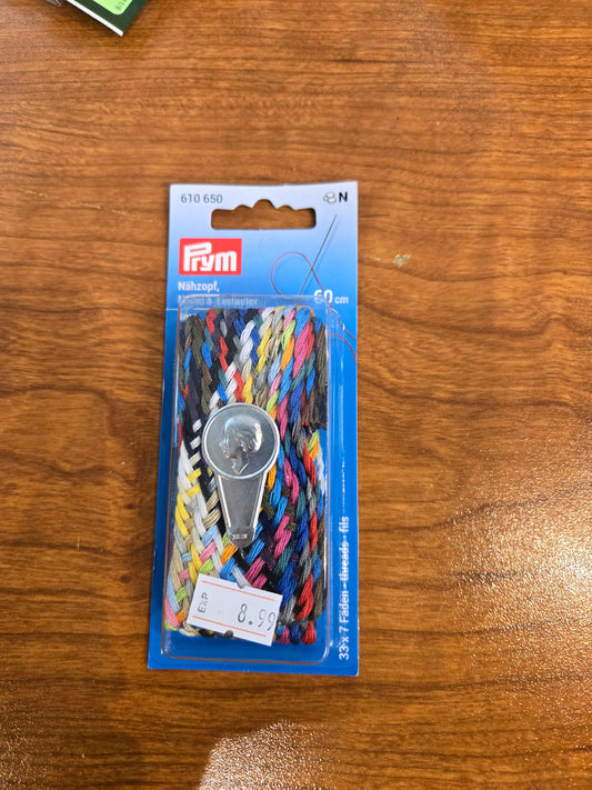 Petit kit de fils pour repriser